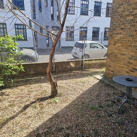 Lovely London On A Budget! Exterior photo